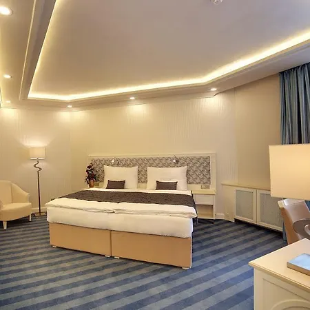 Ea Atlantic Palace