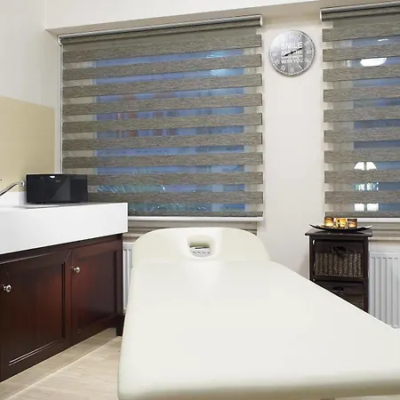 Ea Atlantic Palace Hotel 4*